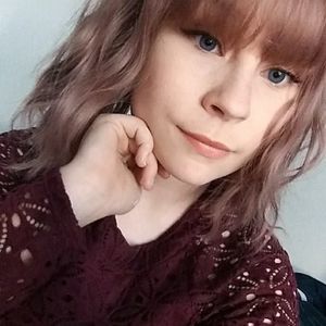 Meet your Posher, Krystalynn